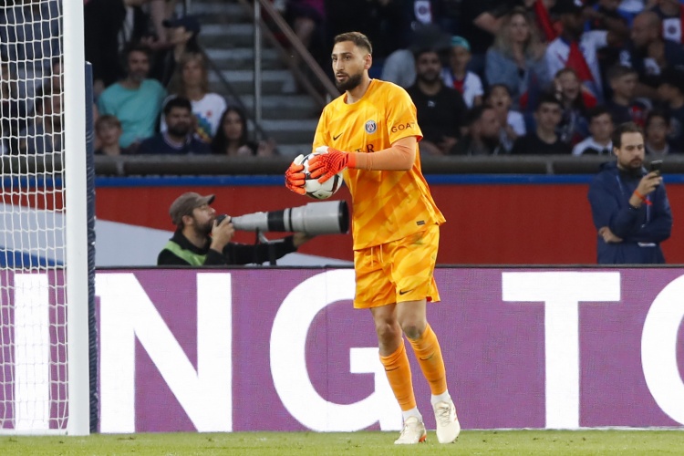 半岛体育正版官网-天空：巴黎为多纳鲁马要价4000万-5000万欧，曼联曼城均尚未接触